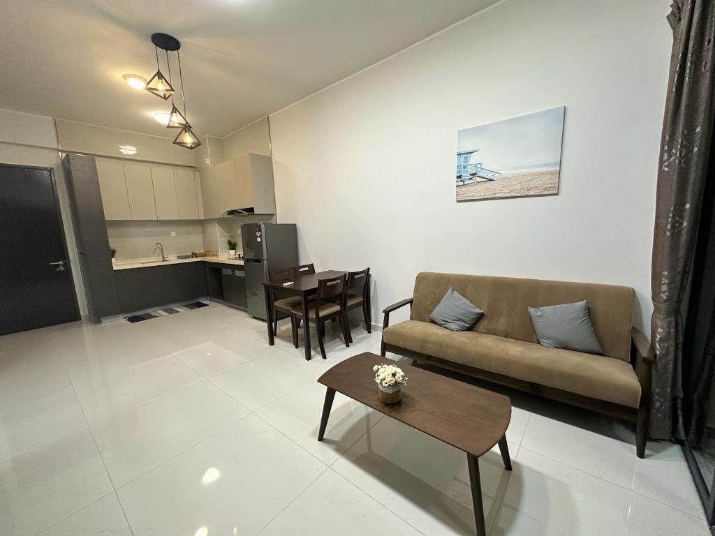 Country Garden Danga Bay Apartment