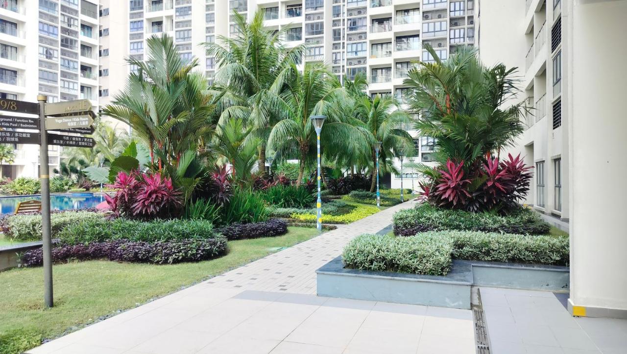 Country Garden Danga Bay Apartment