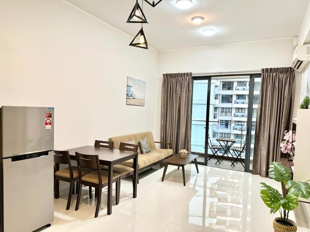 Apartment Country Garden Danga Bay Johor Bahru